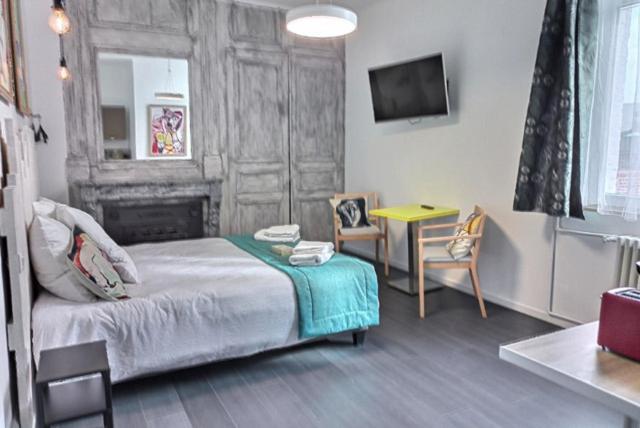 Les Appartements Fenelon Le Cateau-Cambresis Exterior foto