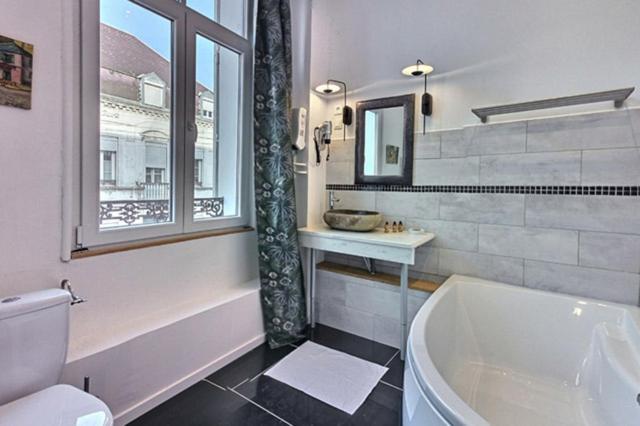 Les Appartements Fenelon Le Cateau-Cambresis Exterior foto