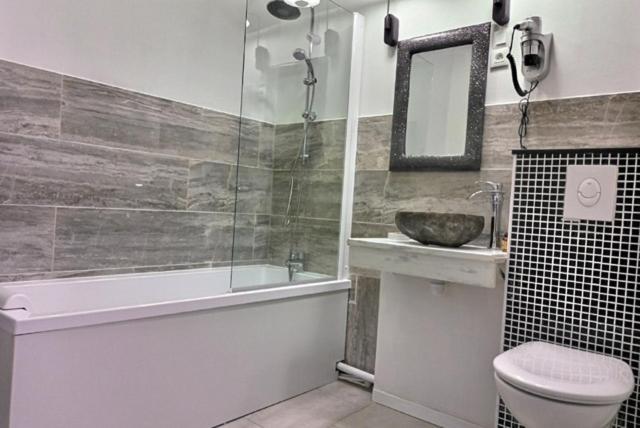 Les Appartements Fenelon Le Cateau-Cambresis Exterior foto