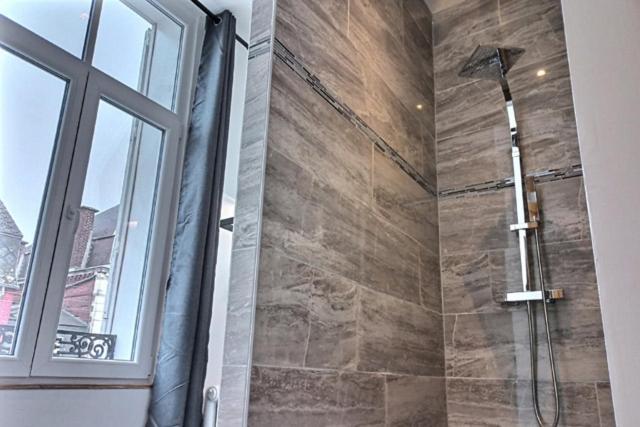 Les Appartements Fenelon Le Cateau-Cambresis Exterior foto