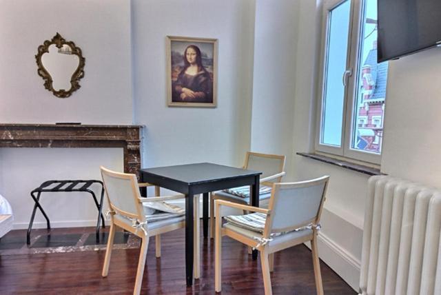 Les Appartements Fenelon Le Cateau-Cambresis Exterior foto