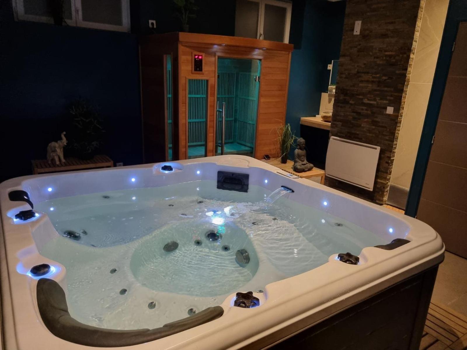 Les Appartements Fenelon Le Cateau-Cambresis Exterior foto